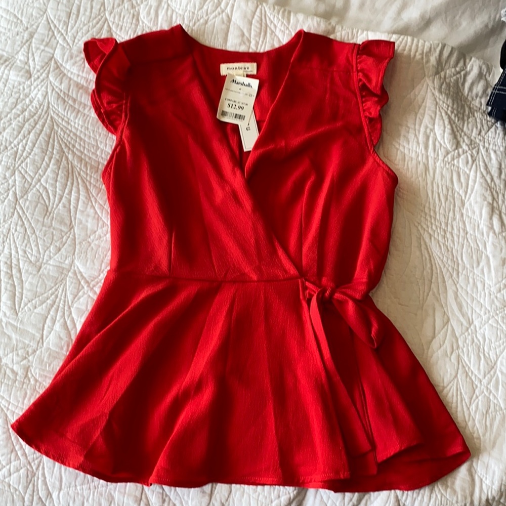 Monteau red peplum top